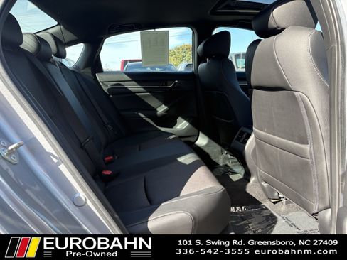 Used 2020 Honda Accord Sport image 12