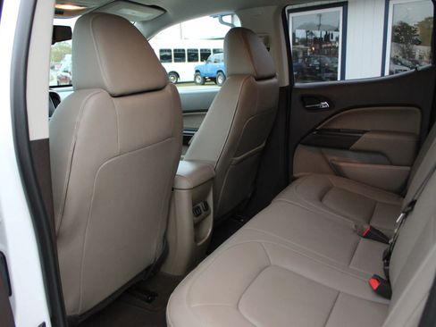 Used 2016 GMC Canyon SLT image 21