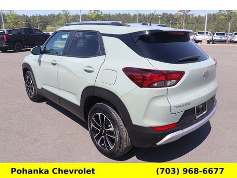 Certified 2025 Chevrolet TrailBlazer LT w/ Convenience Package FWD image 5