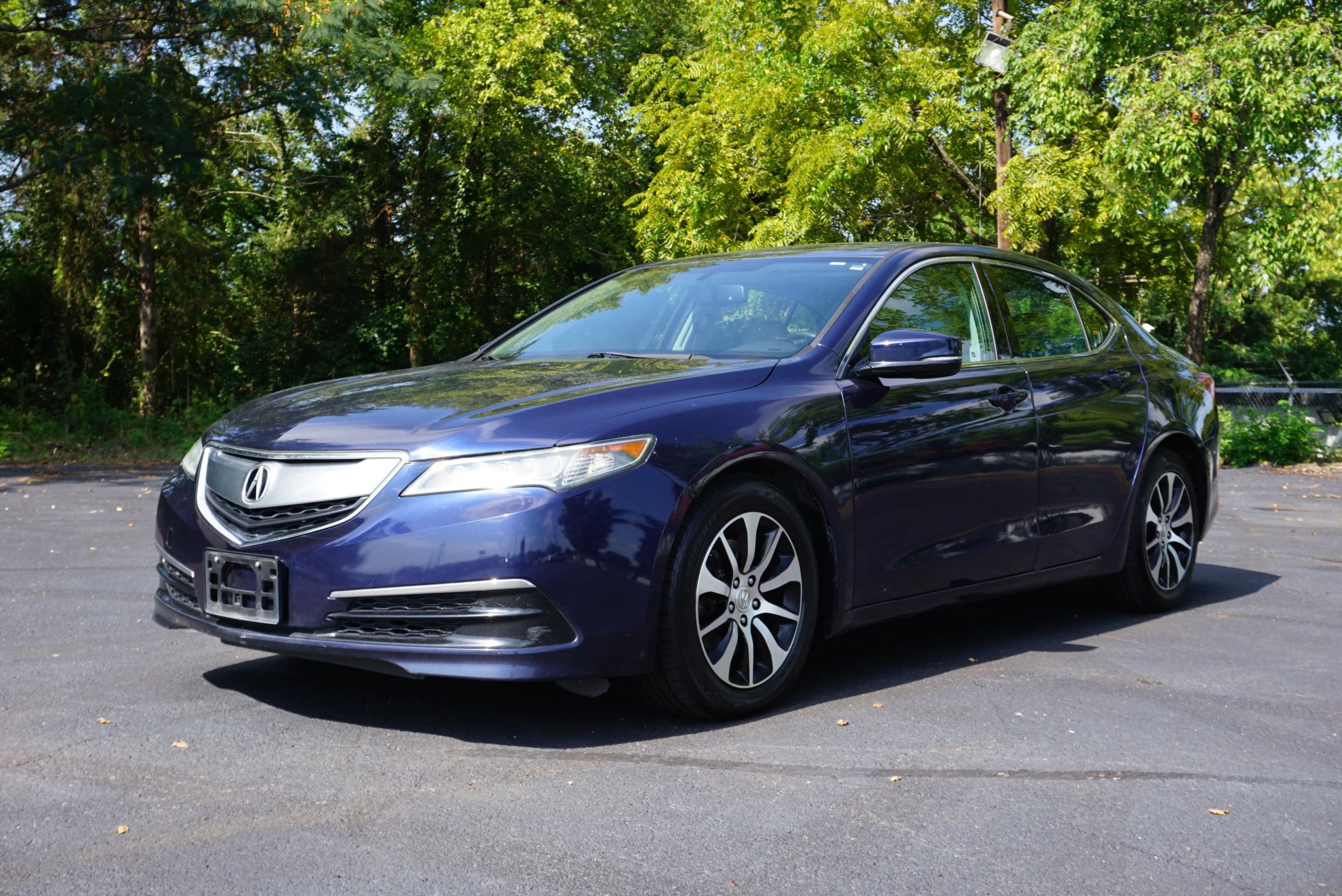 Used 2016 Acura TLX FWD image 1