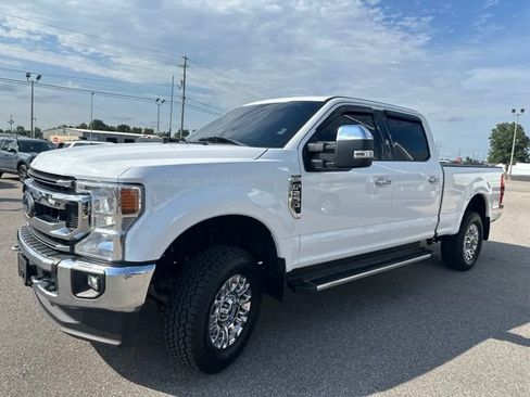 Used 2022 Ford F250 XLT w/ XLT Premium Package AWD/4WD image 32
