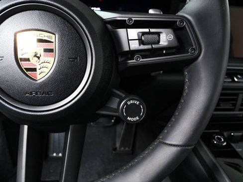 Certified 2025 Porsche 911 Carrera image 11