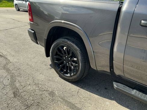 Used 2020 RAM 1500 Laramie w/ Sport Appearance Package AWD/4WD image 18
