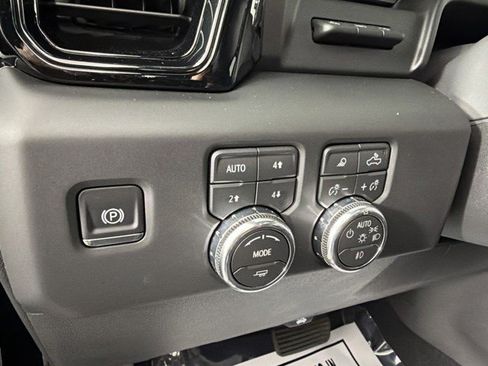 Used 2026 GMC Sierra 1500 AT4 w/ AT4 Premium Package AWD/4WD image 28