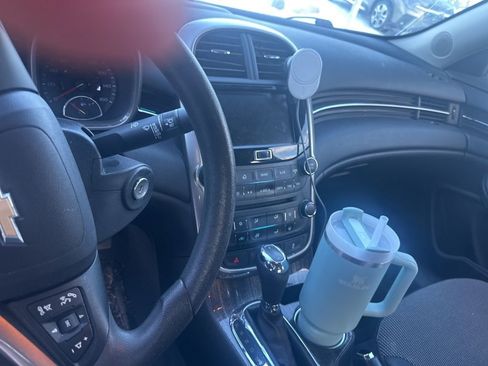 Used 2015 Chevrolet Malibu LT w/ Power Convenience Package image 24