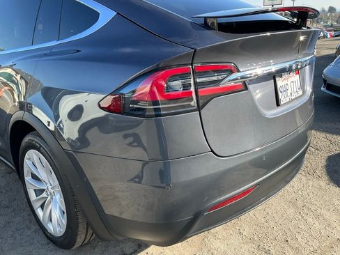 Used 2019 Tesla Model X Performance image 86