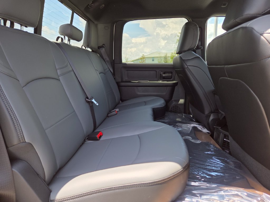 New 2026 RAM 3500 Tradesman AWD/4WD image 18