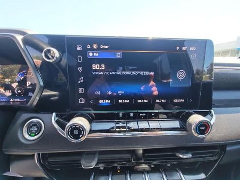 Used 2024 Chevrolet Colorado W/T RWD image 13