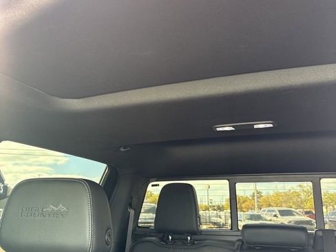 Used 2023 Chevrolet Silverado 2500 High Country w/ Z71 Off-Road Package image 13