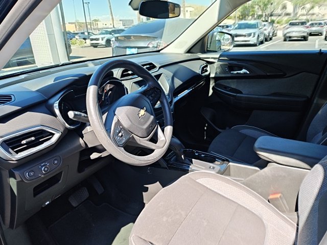 Used 2023 Chevrolet TrailBlazer LT FWD image 15