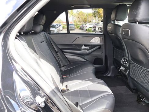 Used 2020 Mercedes-Benz GLE 350 4MATIC w/ Premium Package image 37