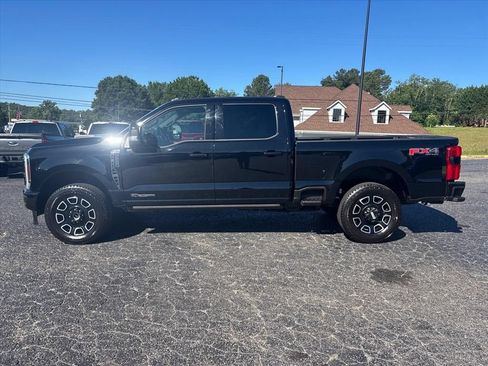 Used 2025 Ford F250 Platinum AWD/4WD image 4