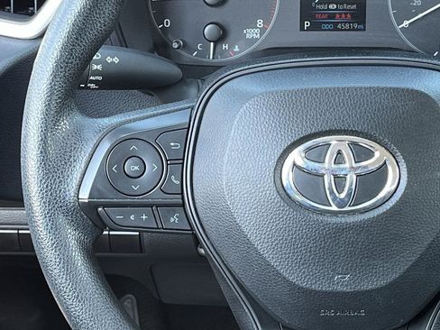 Used 2024 Toyota Corolla LE FWD image 12
