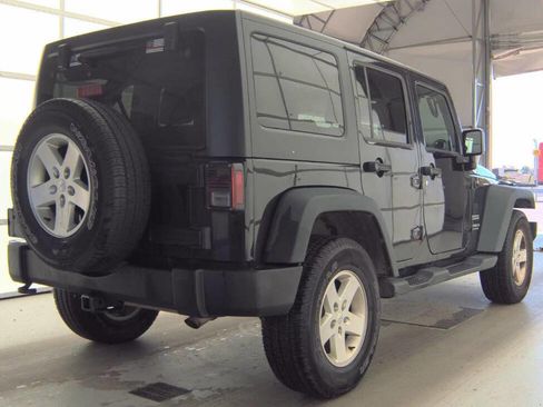 Used 2017 Jeep Wrangler Unlimited Sport w/ Quick Order Package 24S AWD/4WD image 5