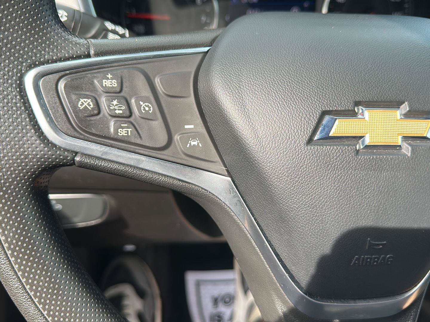 Used 2022 Chevrolet Equinox LT FWD image 28