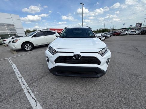 Used 2020 Toyota RAV4 XLE w/ Convenience Package image 8