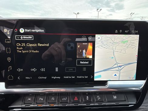 New 2026 GMC Sierra 1500 SLT w/ SLT Premium Plus Package image 18