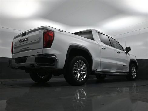 Used 2021 GMC Sierra 1500 SLT w/ X31 Off-Road Package image 28