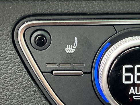 Used 2024 Audi Q5 e Premium Plus w/ Premium Plus Package image 31