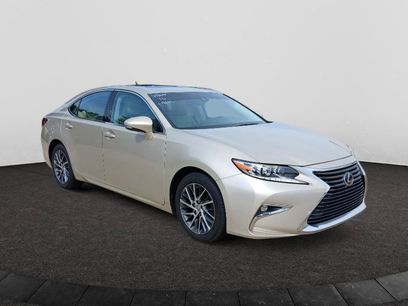 Used 2016 Lexus ES 350 w/ Luxury Package w/Wood Trim