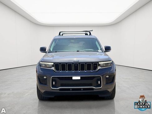 Used 2025 Jeep Compass Trailhawk AWD/4WD image 9