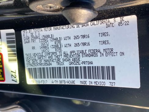 Used 2022 Toyota Tacoma TRD Off-Road image 20