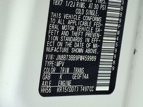 Used 2023 Nissan Rogue SV image 27