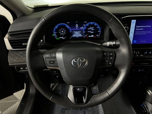 Certified 2025 Toyota Camry XLE AWD/4WD image 15