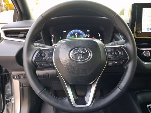 Used 2026 Toyota Corolla SE FWD image 15