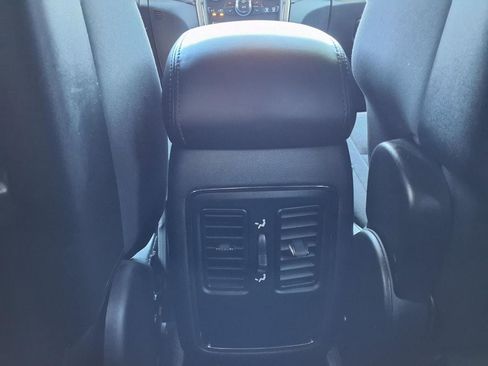 Used 2017 Jeep Grand Cherokee Laredo w/ Quick Order Package 2BE image 24