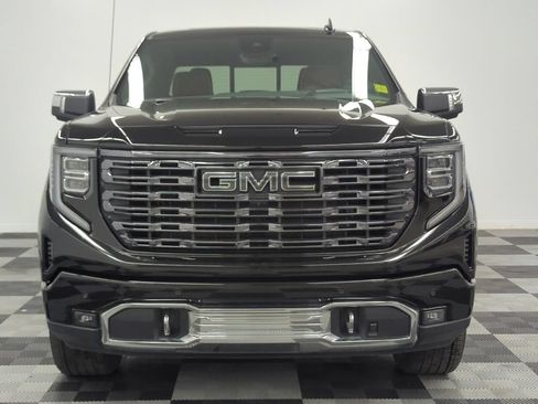 Used 2026 GMC Sierra 1500 Denali Ultimate AWD/4WD image 2