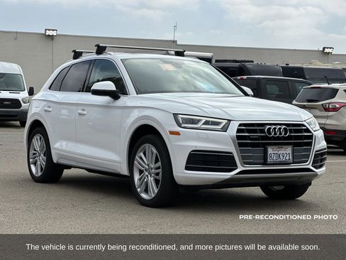Used 2019 Audi Q5 2.0T Premium Plus w/ Premium Plus Package AWD/4WD image 8