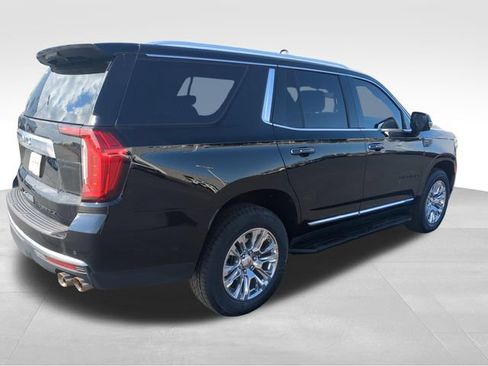 Used 2023 GMC Yukon Denali w/ LPO, Floor Liner Package AWD/4WD image 6