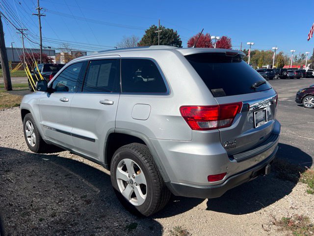 Used 2012 Jeep Grand Cherokee Laredo AWD/4WD image 7
