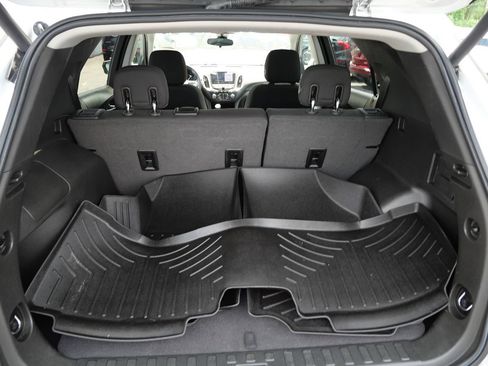 Used 2020 Chevrolet Equinox LT AWD/4WD image 22