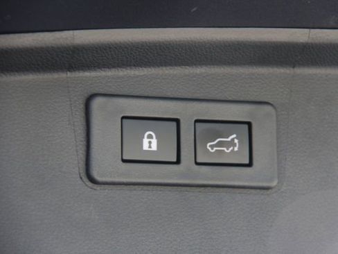 Certified 2025 Subaru Outback Limited XT AWD/4WD image 35