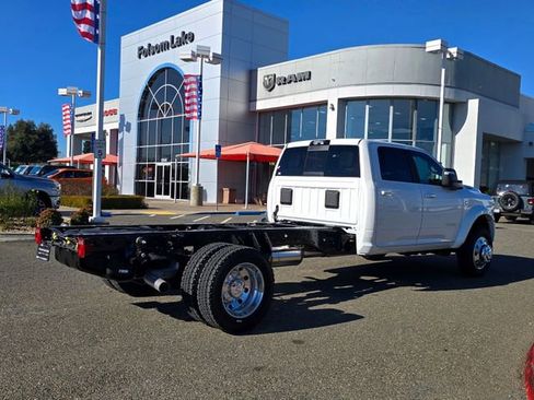 New 2026 RAM 5500 4x4 Crew Cab w/ Laramie Trim Package image 6