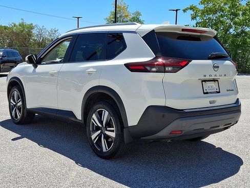 Used 2023 Nissan Rogue SV w/ SV Premium B Package AWD/4WD image 7