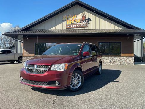 Used 2019 Dodge Grand Caravan SXT image 1