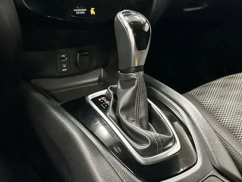 Used 2017 Nissan Rogue Sport SV w/ SV All-Weather Package image 24