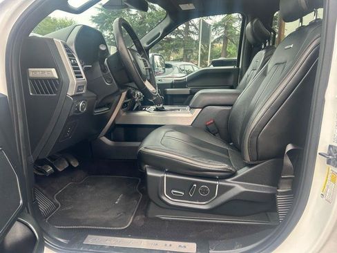 Used 2016 Ford F150 Platinum w/ Equipment Group 701A Luxury AWD/4WD image 6
