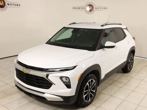 Used 2024 Chevrolet TrailBlazer LT w/ Convenience Package FWD image 35