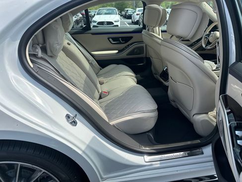 New 2026 Mercedes-Benz S 580 4MATIC Sedan image 17