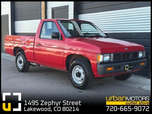 Used 1995 Nissan Pickup 2WD Regular Cab image 1