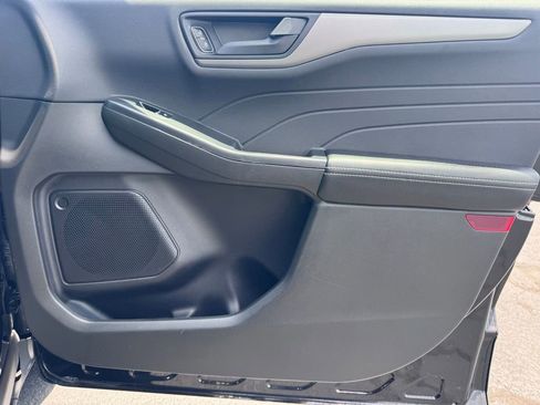 Used 2024 Ford Escape FWD image 17