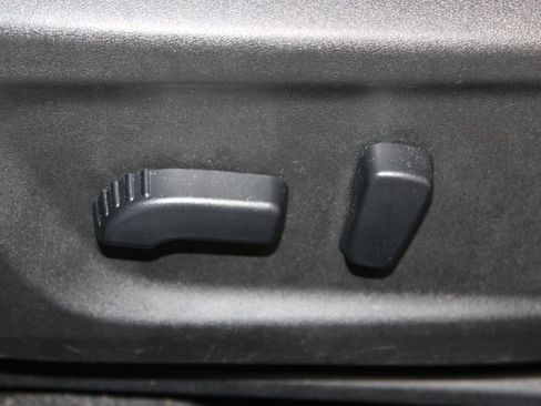 Used 2024 Nissan Altima 2.5 SV FWD image 14