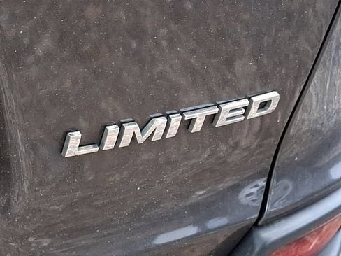 Used 2020 Jeep Cherokee Limited AWD/4WD image 10