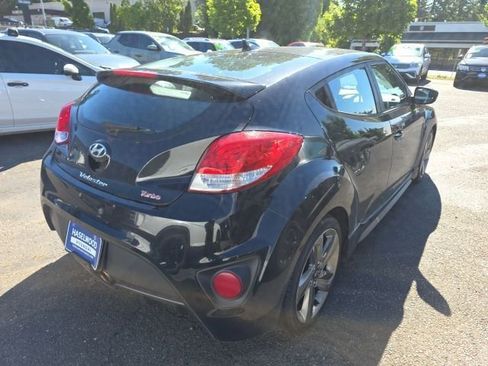 Used 2015 Hyundai Veloster Turbo FWD image 5