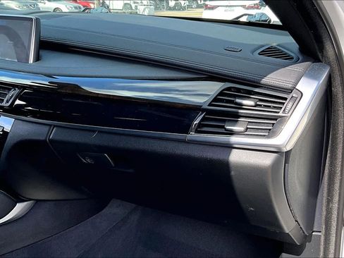 Used 2017 BMW X6 xDrive35i image 17