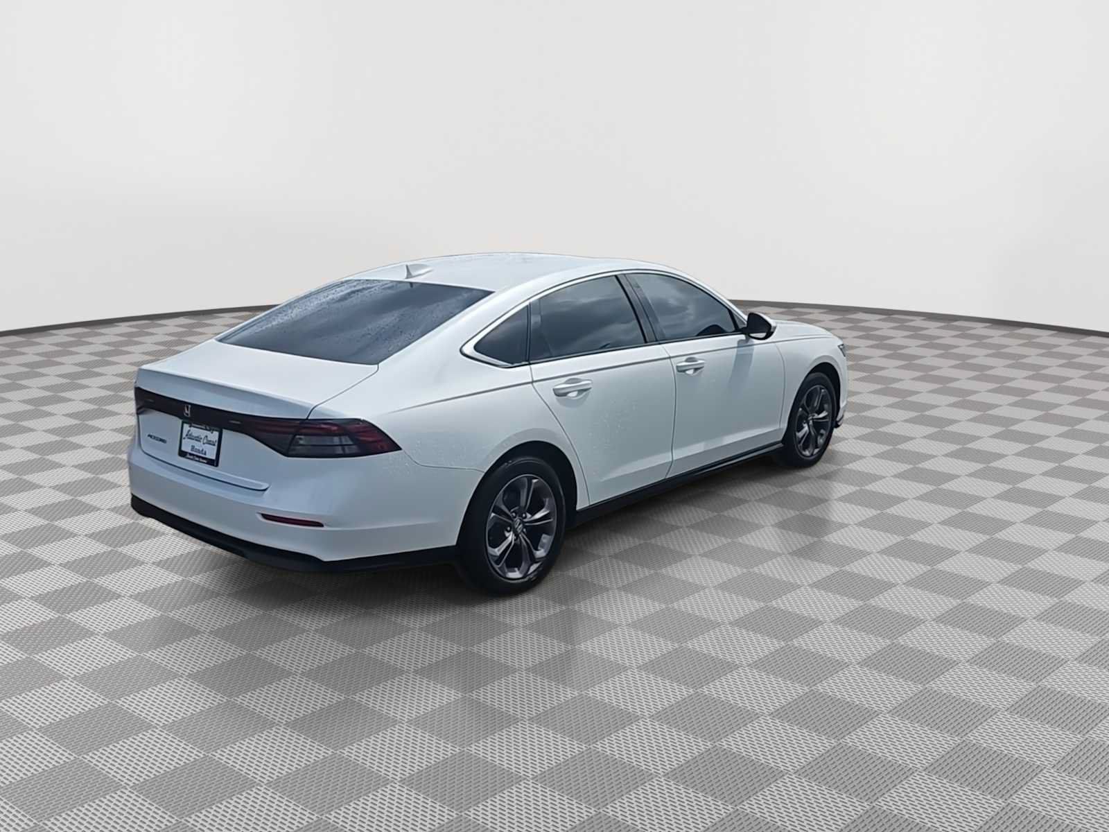 Certified 2024 Honda Accord EX image 8